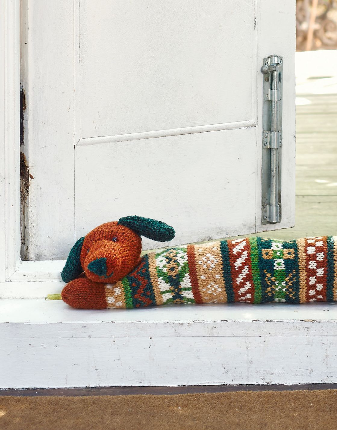 Free knitting pattern outlet for dog draught excluder