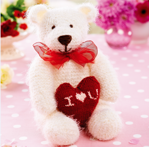 Valentine’s Day Bear | Knitting Patterns | Let's Knit Magazine